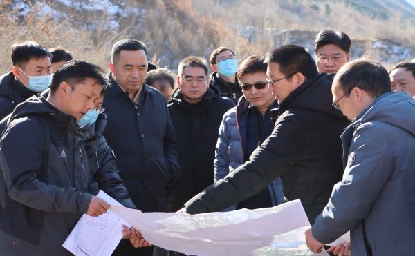 总体规划方案咨询会专家现场踏勘(院士张宗亮现场指导)